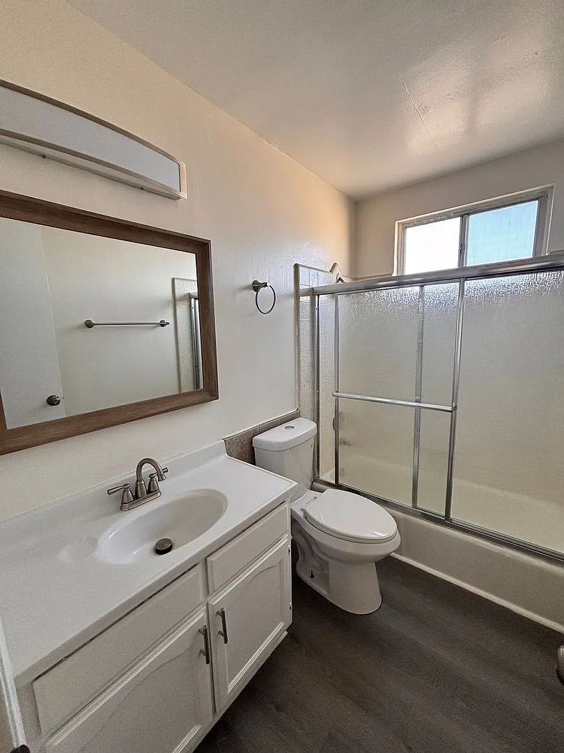 1600 N Stanton Pl — Photo 4