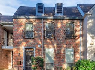 530 N Post Oak Ln, Houston, TX 77024