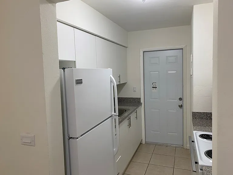7240 Pembroke Rd #3 — Photo 1