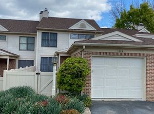 1844 Spring Ridge Ln, Lancaster, PA 17603