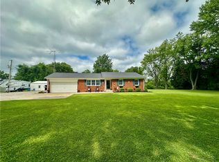 31508-1800 East Rd, Rossville, IL 60963