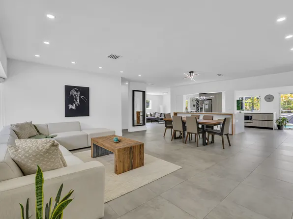 11821 NW 6th Court, Plantation, FL 33325