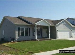 304 Labrador Ln, Normal, IL 61761