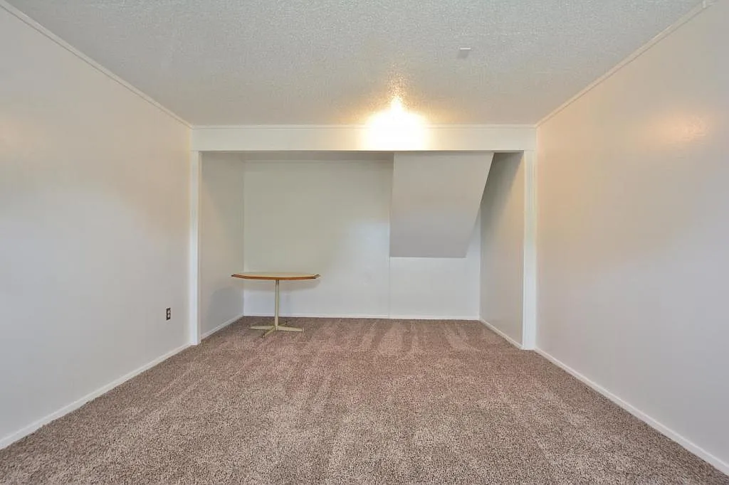 4816 61st Street — Photo 3