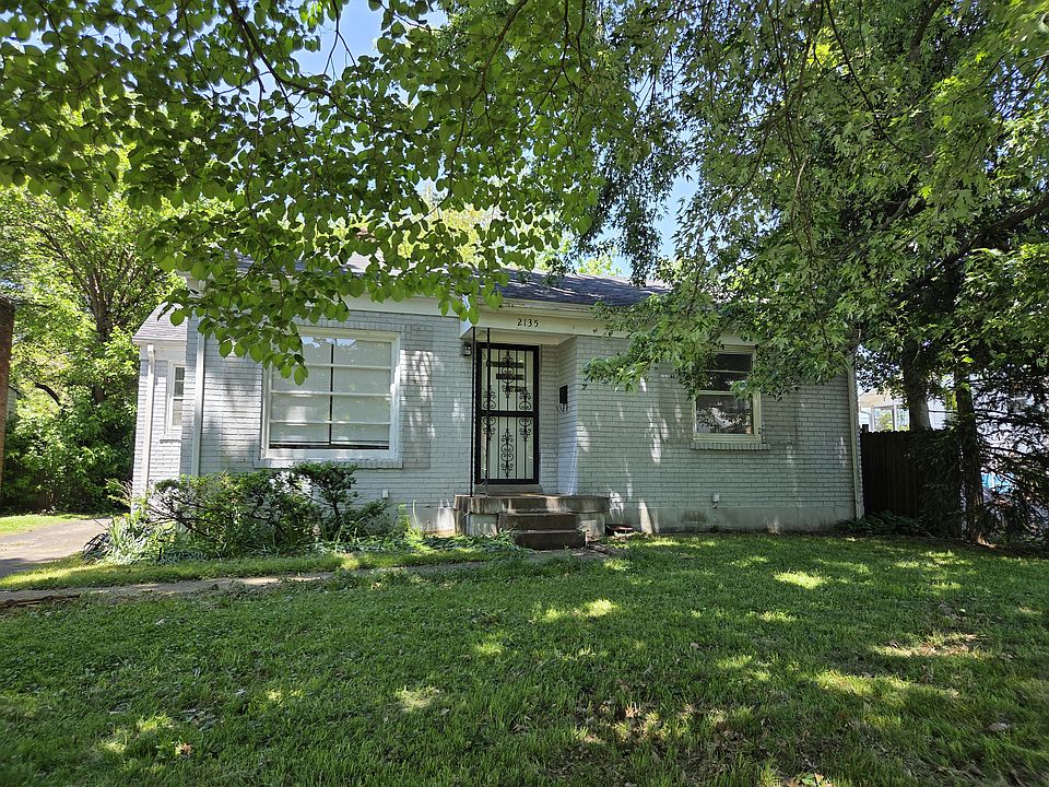 1st image of 2135 Glenworth Ave