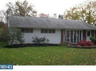 1437 Thomson Rd, Roslyn, PA 19001