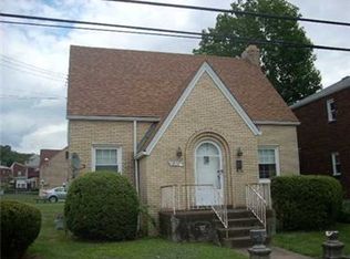 216 Amelia St, Mc Kees Rocks, PA 15136