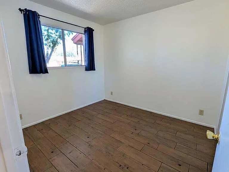 1711 S Hardy Dr — Photo 20
