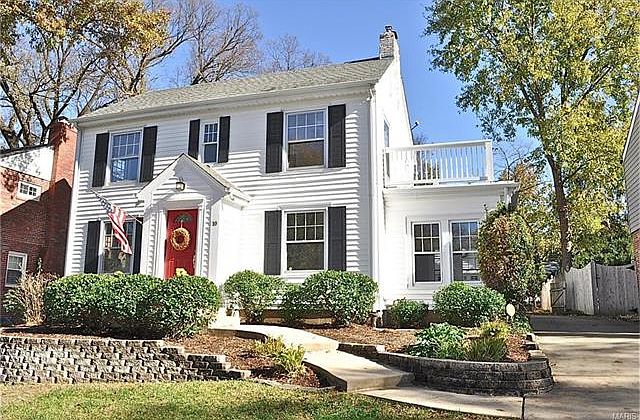 1st image of 10 Barberry Ln