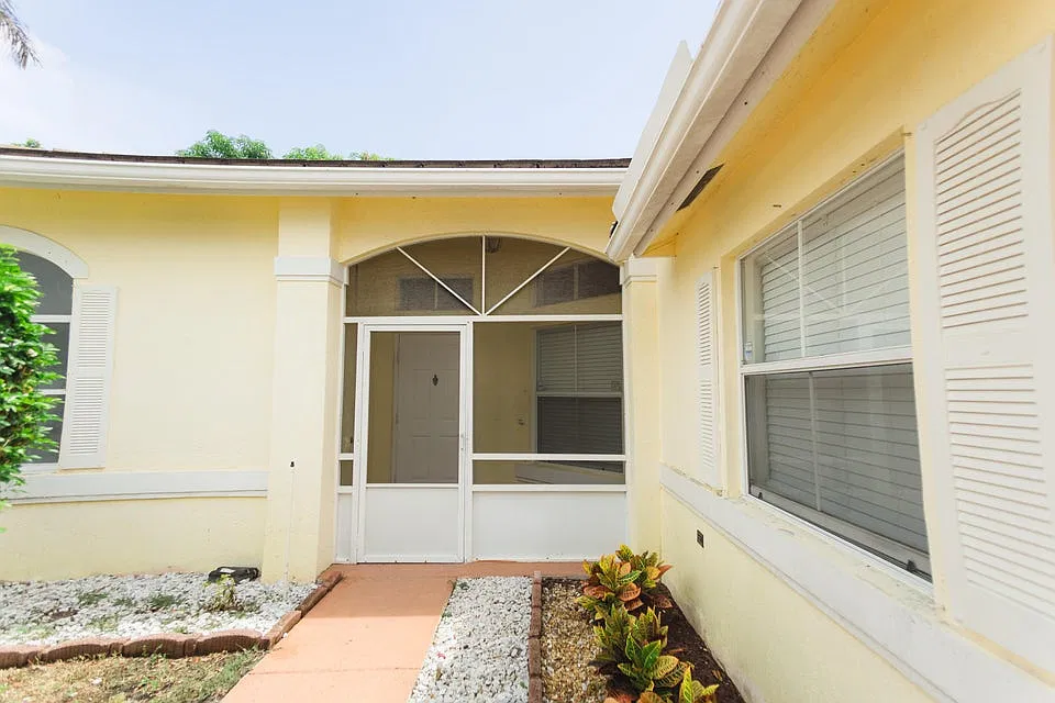 3 bed, 1750 sqft, $3,500 — Photo 2