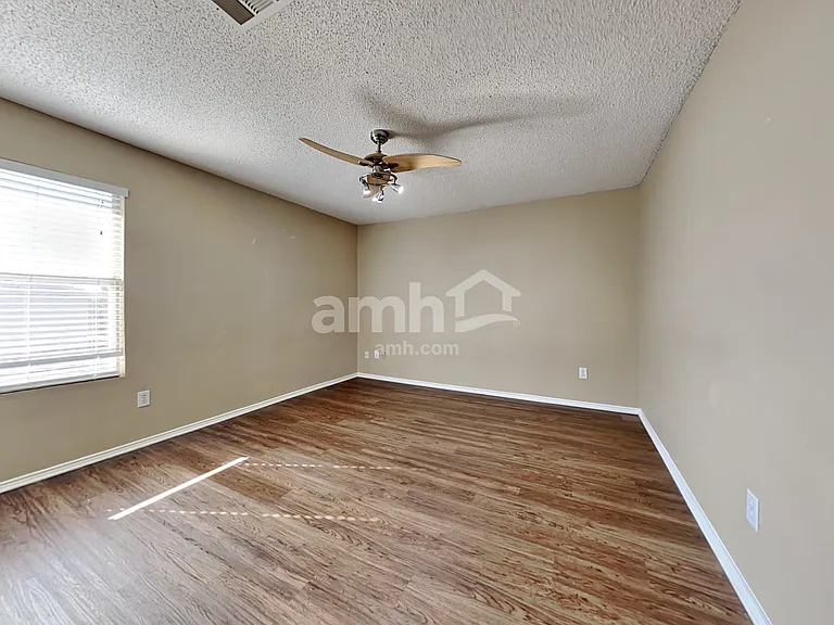 5112 Prestwick Dr — Photo 20