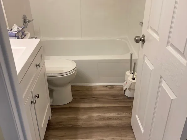 107 Fidler Rd, Ithaca, NY 14850