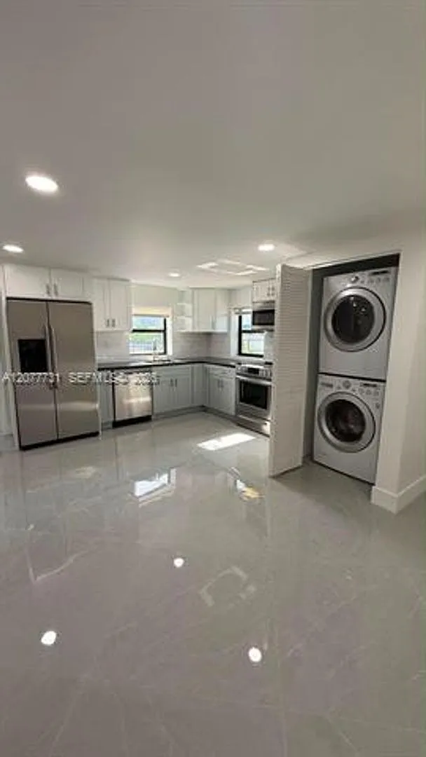 305 NE 58th Ter # 305, Miami, FL 33137 — Photo 2