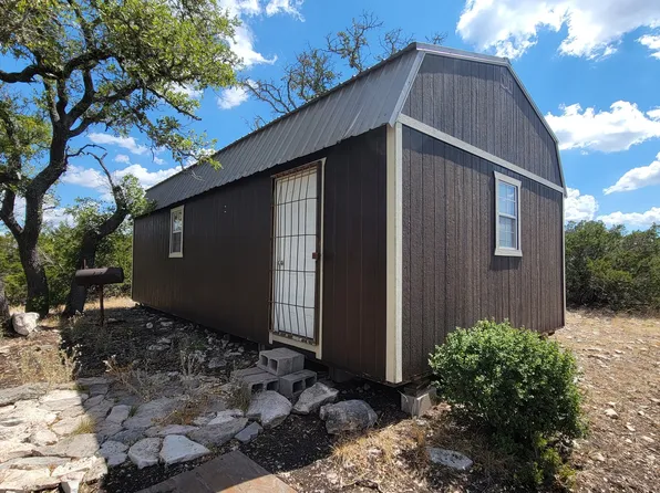 000 Stagecoach, Rocksprings, TX 78880