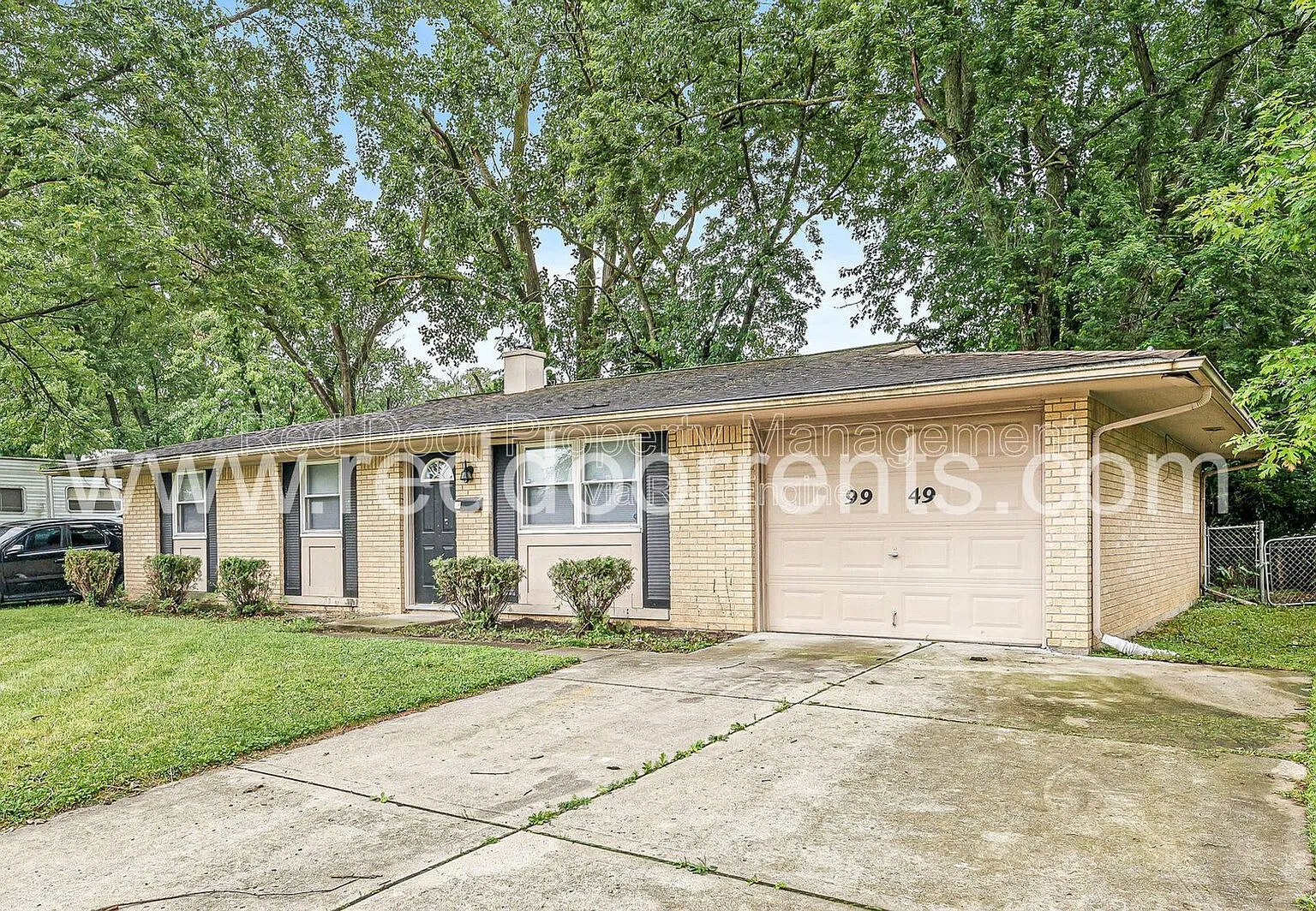 4 bed, 2.0 bath, 1421 sqft, $1,580 — Photo 3