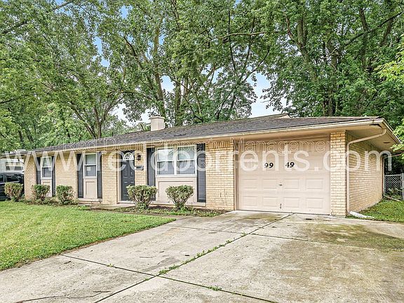 3rd image of 9949 Ellis Dr