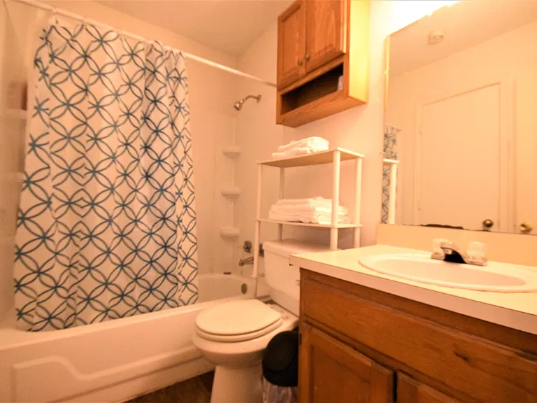 6401 Basswood Dr #A — Photo 7