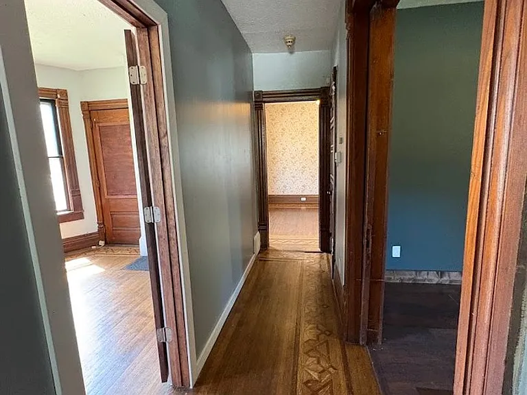 532 Crosby St — Photo 26