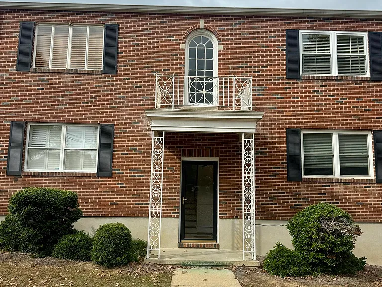 501 Milledge Rd #5C — Photo 1
