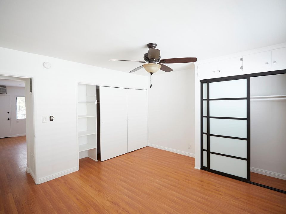 1st image of 5-833 Hayworth Ave #5