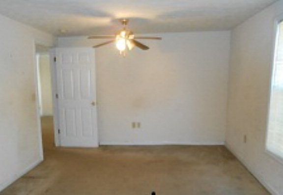 2nd image of 1909 16th Pl