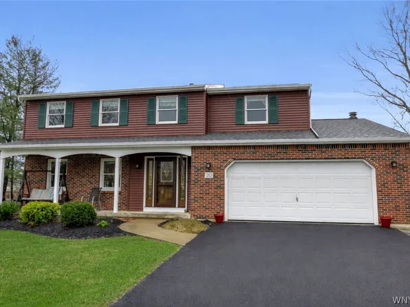 20 Peppermill Ln, Orchard Park, NY 14127