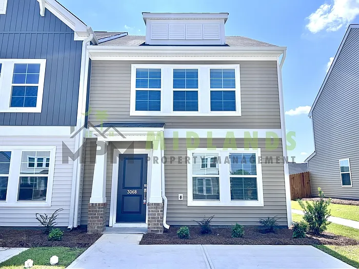 3 bed, 2.5 bath, 1250 sqft, $1,895 — Photo 2