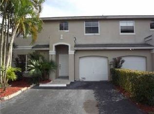 4738 Grapevine Way, Fort Lauderdale, FL 33331