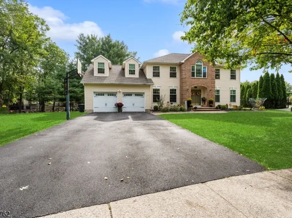 96 Carol Pl, Wayne Twp., NJ 07470