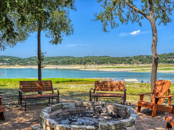 914 PEBBLE BEACH DR, Lakehills, TX 78063