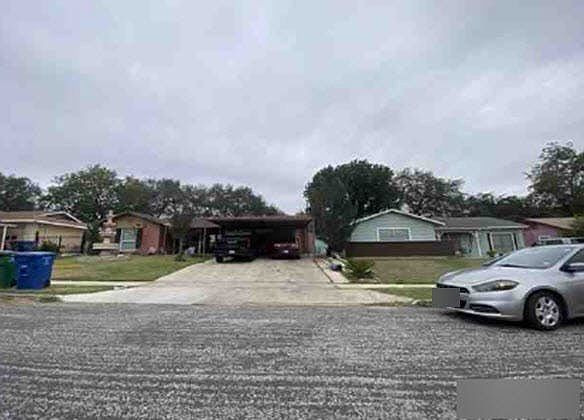 1st image of 2938 Jasper St