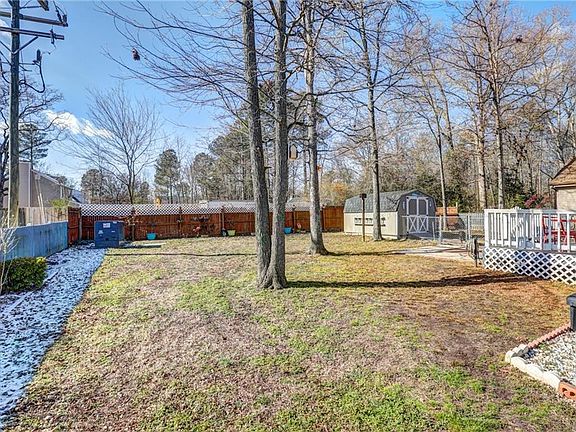 3rd image of 1708 Headwaters Ln