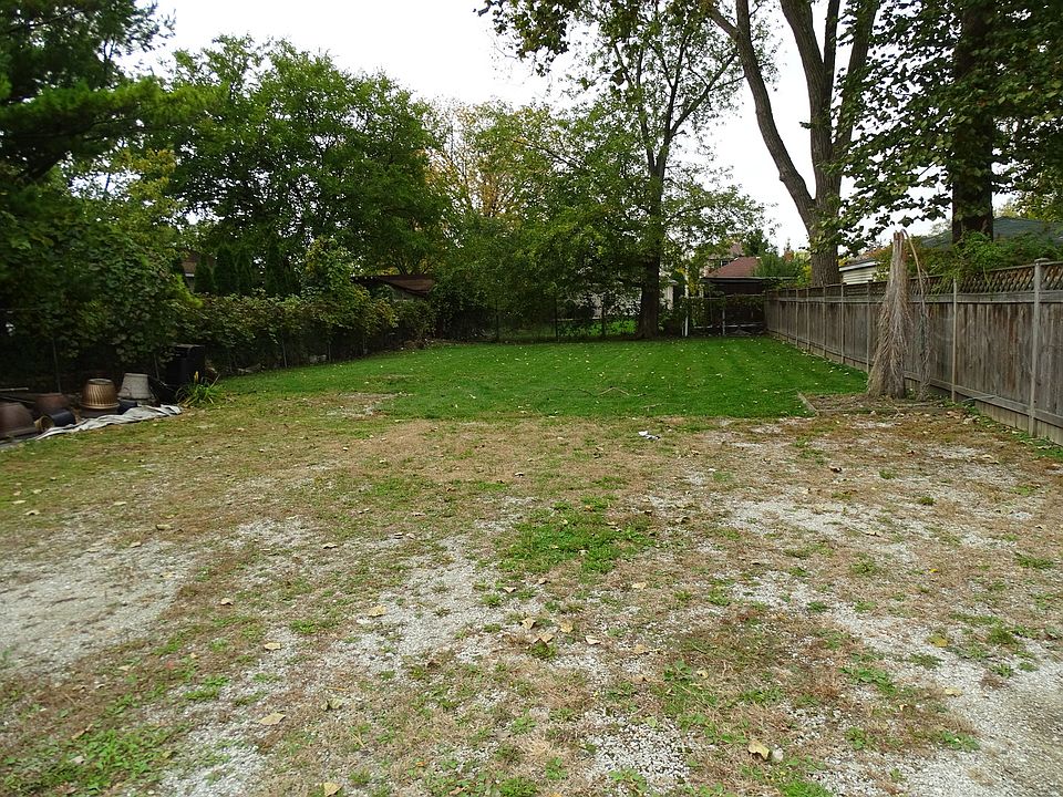 2nd image of 4240 N Melvina Ave