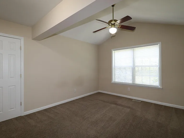 403 John Sutherland Dr — Photo 15