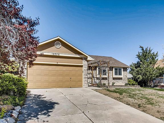 2nd image of 19736 E Bellewood Dr