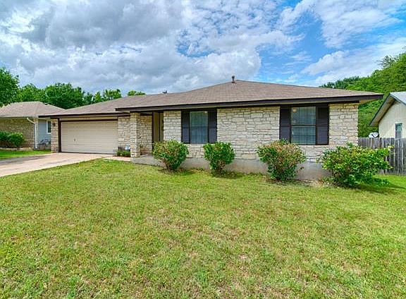 2nd image of 304 Meadowcreek Cir