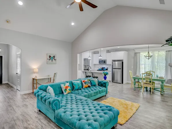 9150 Josey St, Beaumont, TX 77707