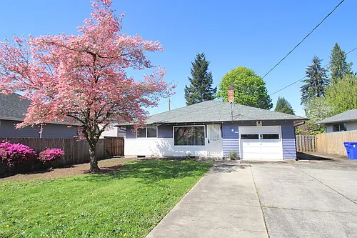 5536 SE Harlow St Photo 1