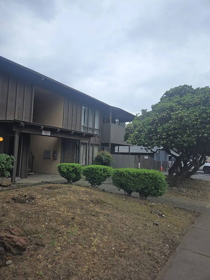 Building Photo - 615 Rancheria Dr