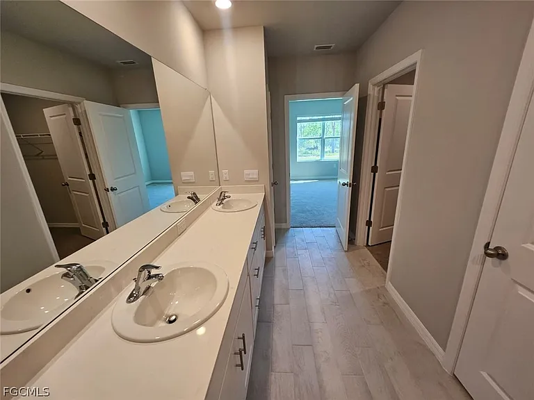 11162 Sunset Preserve Dr — Photo 18