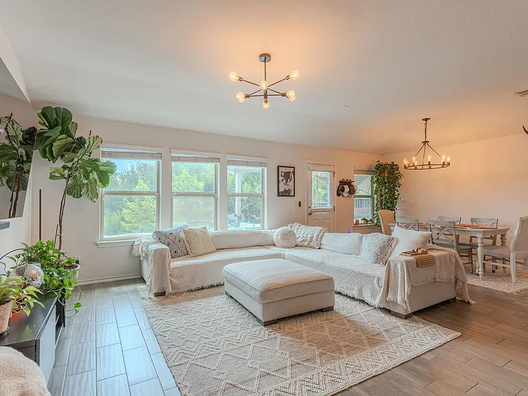 11813 Arran St — Photo 12