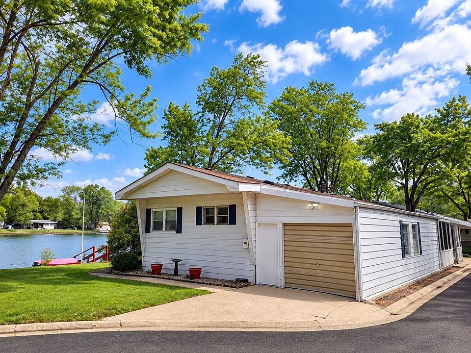1st image of 240 Little Peninsula Rd #318