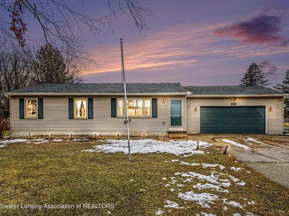 10210 Barnes Rd, Eaton Rapids, MI 48827