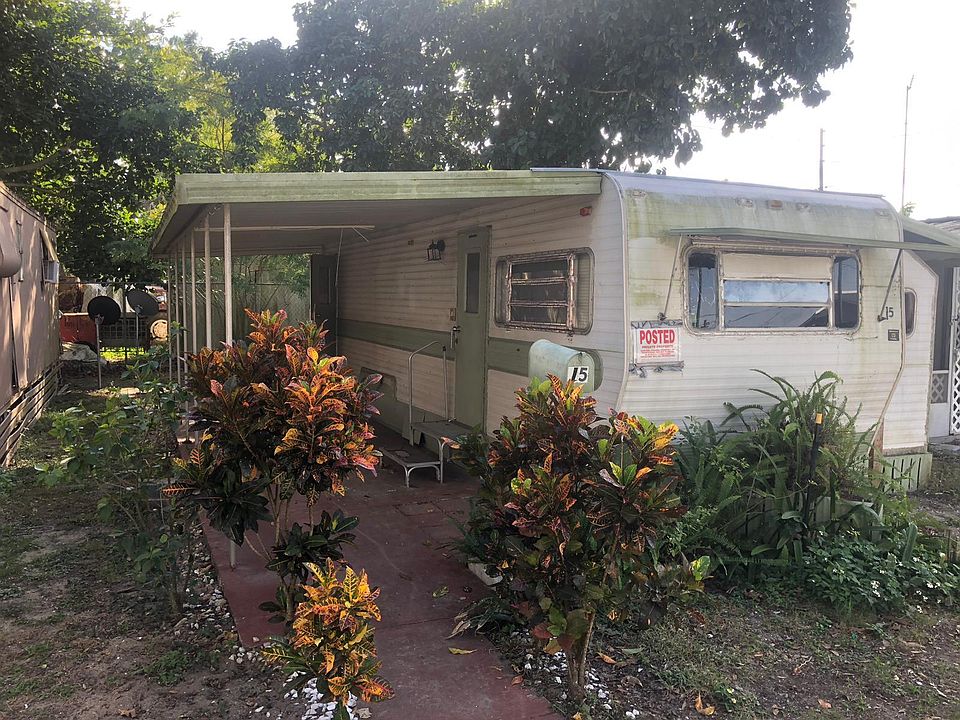 2nd image of 542 Pomegrante Ave Lot 15