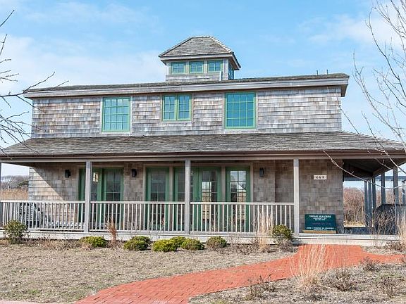 4th image of 669 Montauk Highway