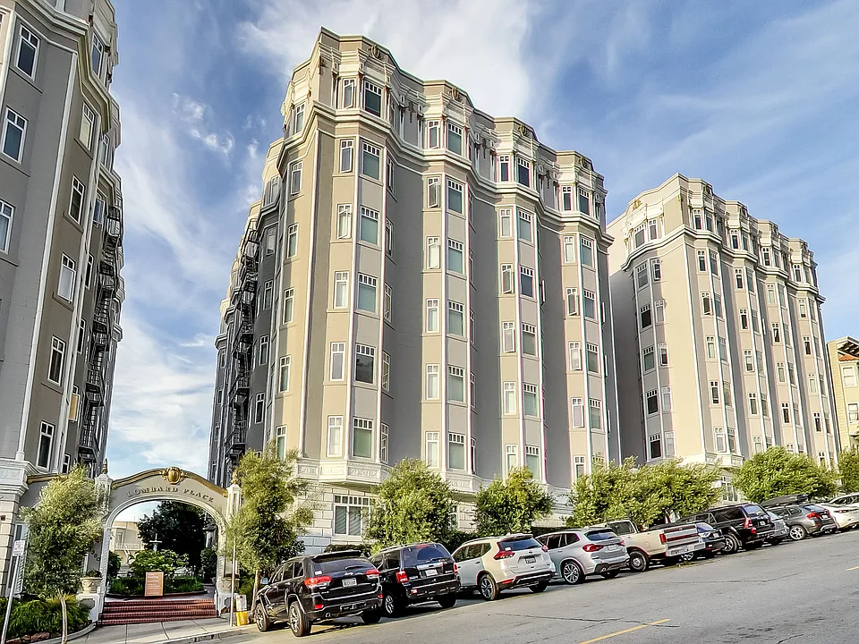 1320-1380 Lombard