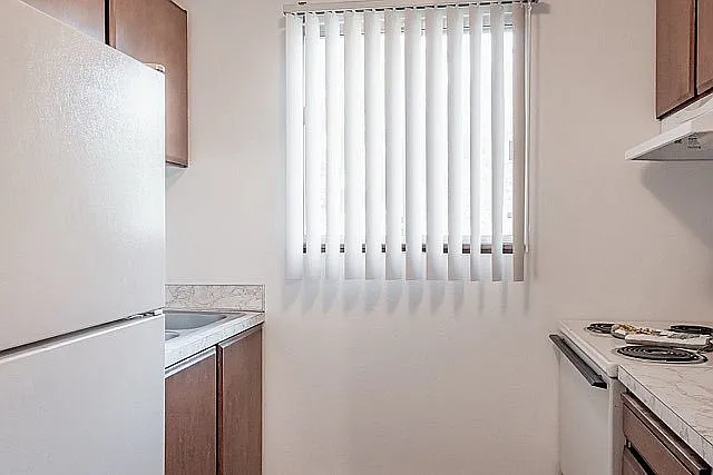 Villa 34 Apartments - Portland Oregon
