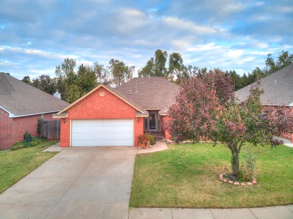 613 Katelyn Ln, Mustang, OK