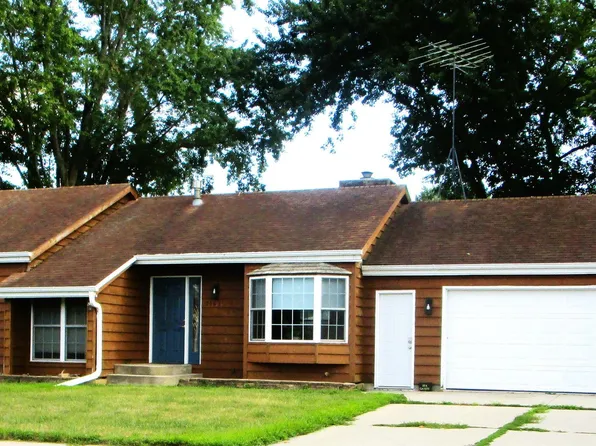 2503 Linden Ave, Iowa Falls, IA 50126