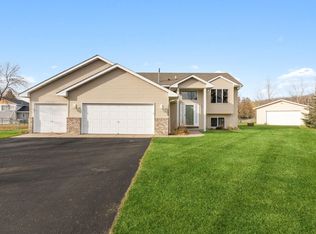 11224 Monroe Ct, Becker, MN 55308